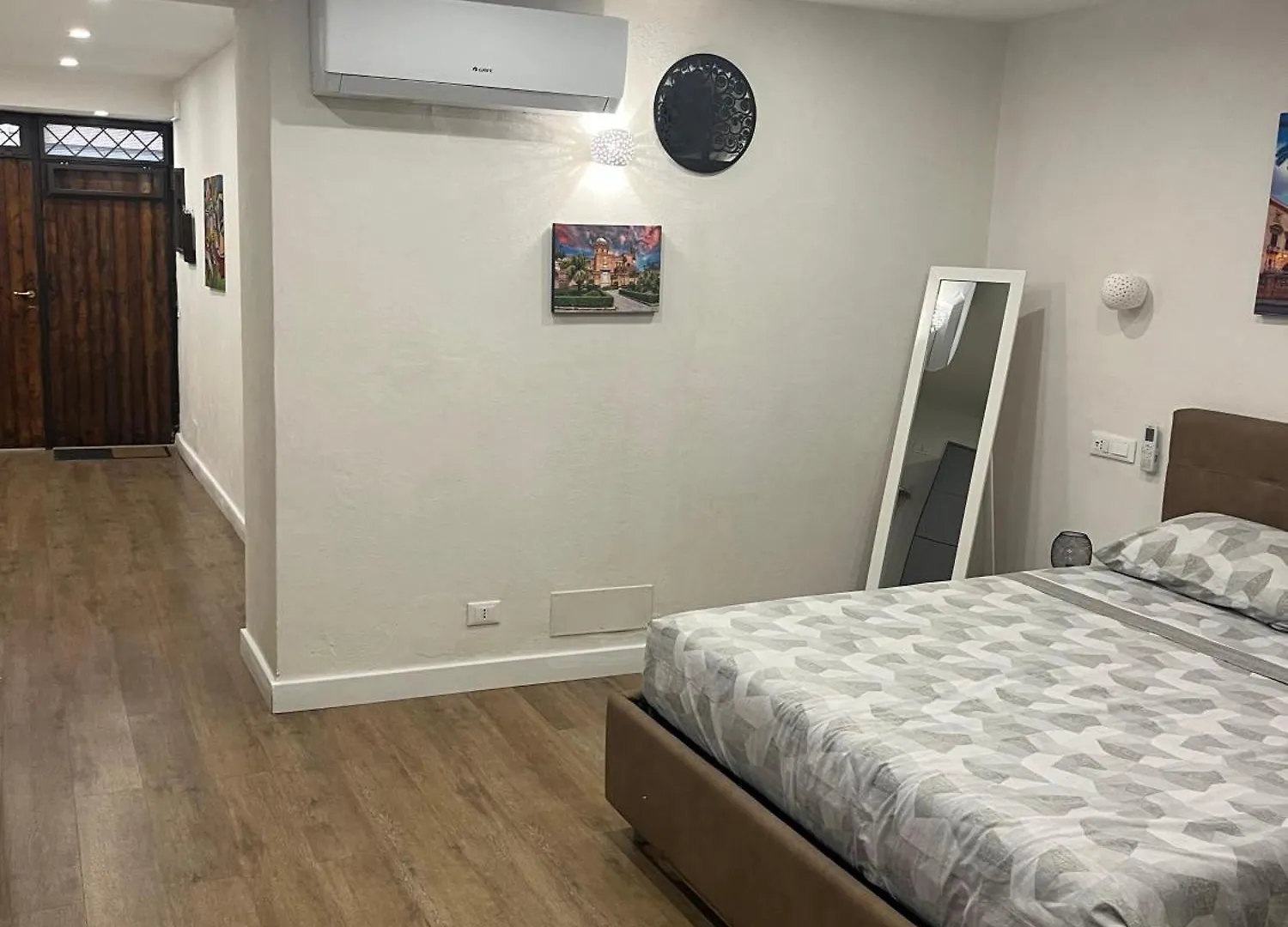 Lolli House Apartment Palermo 0*,  Italy